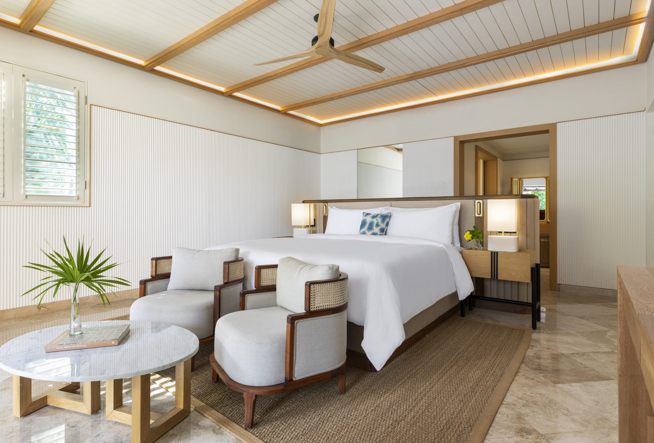 Fairmont Mayakoba's El Camaleon Presidential Suite bed and sitting area